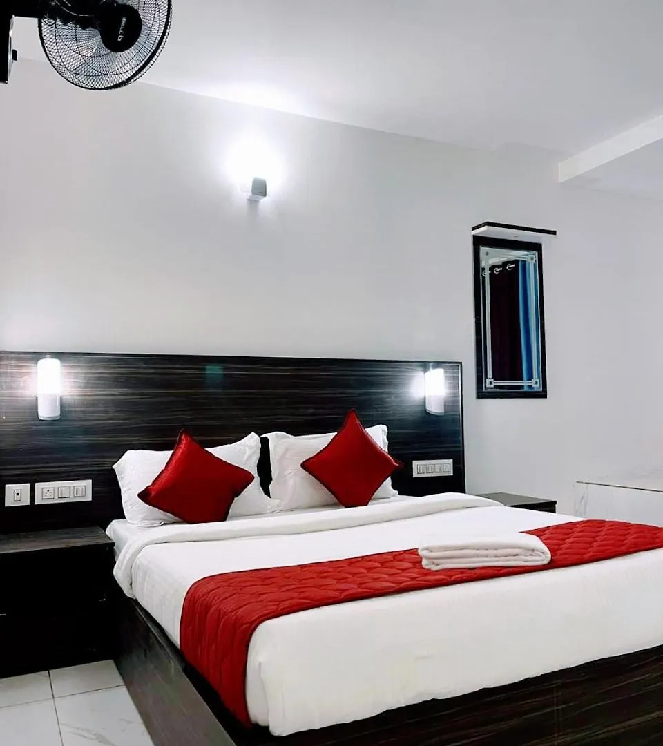 Skylark Holidays Munnar